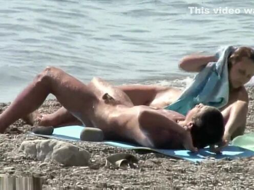 Порно видео пожилая женщина с молодой парой