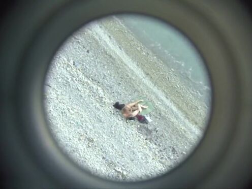 Порно видео пизда трахают спящих под одеялом