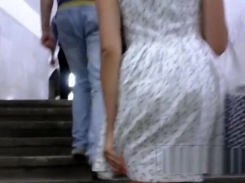 Мама уснула падчерица и отчим секс