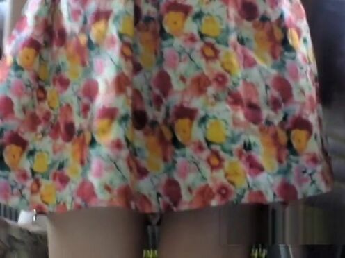 Секс племянницы дома видео