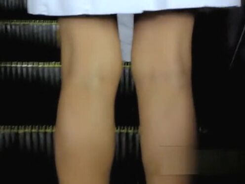 Секс тетя трахает племянницу