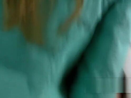 Частный домашний секс с сестренкой