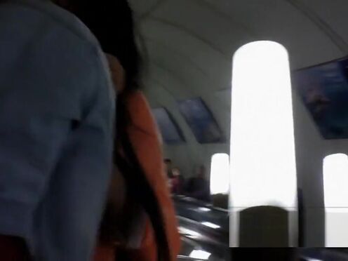 Попросил показать сестренку молодую промежность секс видео