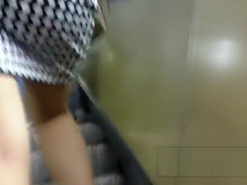 Зошла к соседу и не удержалась секс