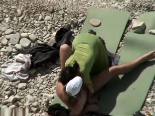 Порно видео кончил без презерватива украинка