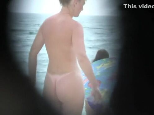 Полная зрелая отдается чужому частное порно