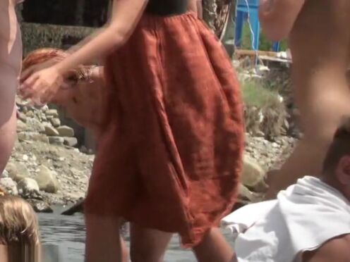 Плачет после публичной ебли порно