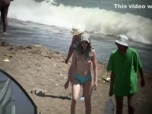 Парень насилует мертвую женщину в морге порно