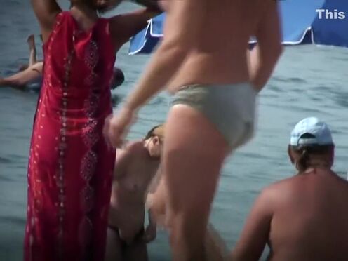 Пальцами во влагалище видео домашнее русское порно