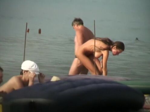 Онлайн порно в белых носочках русское