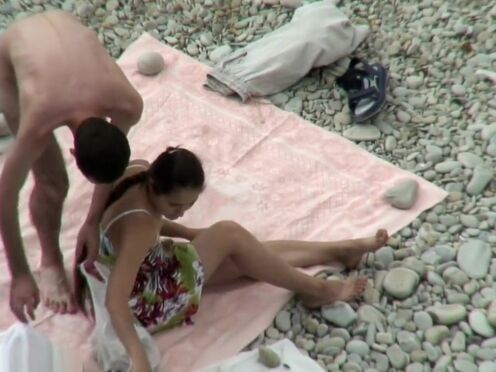 Мачеха встала раком не заметив пасынка порно