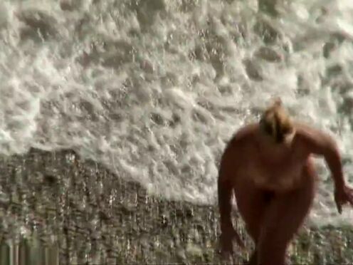 Лишают девственности отверткой смотреть порно