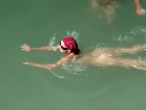 Кавказская овчарка ебет хозяйку порно