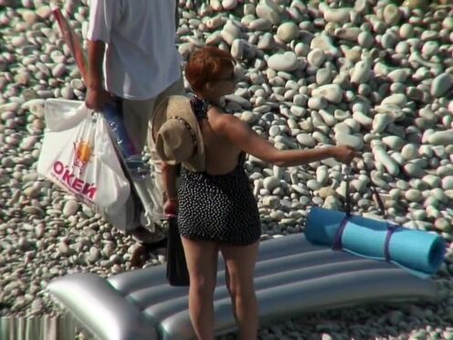 Изнасиловал мать порно перевод на руском