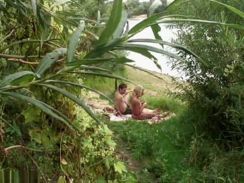 Загорелая милашка с шикарной фигурой порно