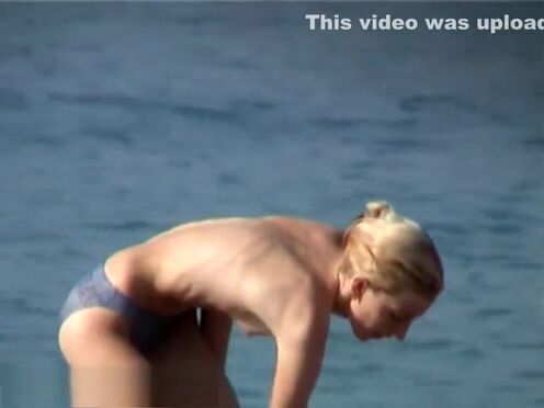 Жена балуется с резиновым мужиком частное порно