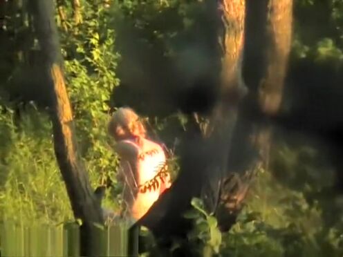 Еле ноги волочит после ебли порно