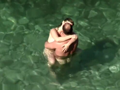 Ебут на яхте по кругу порно видео