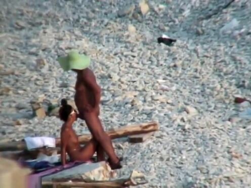 Домашние порно трахаться в три дырки