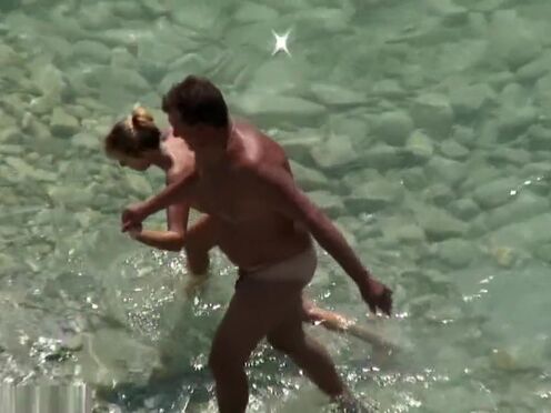 Давай уж я сама вставлю порно видео