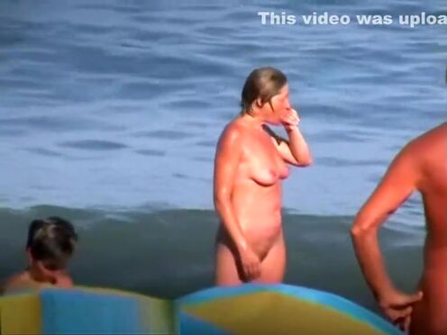 Возбужденная вагина автоматический вибратор порно