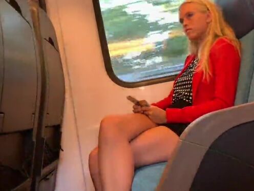 Жену на кухонном столе домашний секс