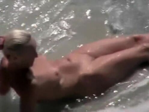 В этом мире без похабных шуток порно