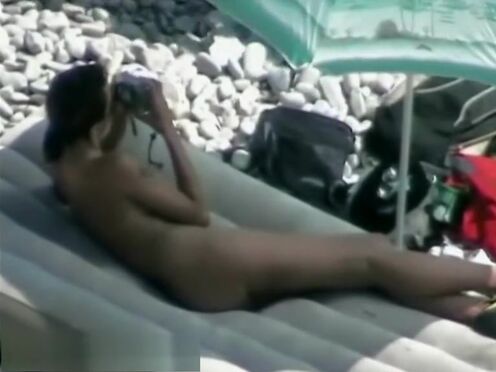 Блондиночку выебали за долги порно