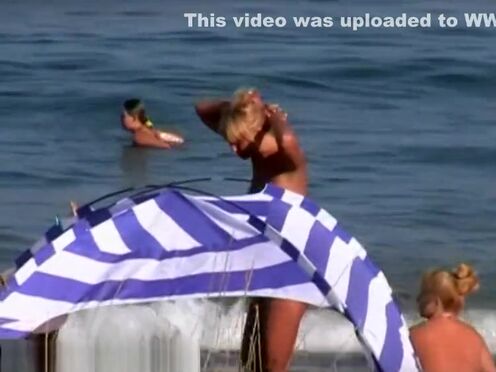 Бесплатно порно сиси бой отсос с комментариями