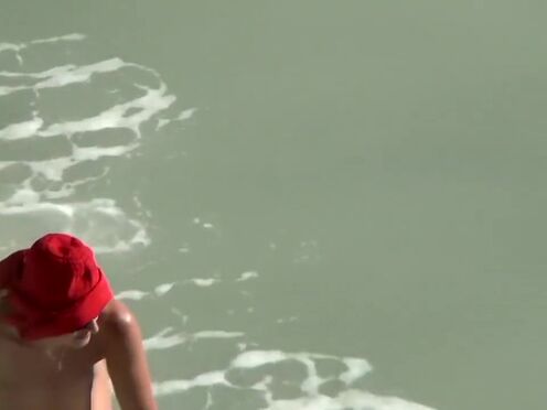 Бабу в возрасте ебут толпой русское порно