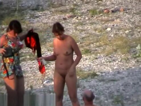 Секс видео парня изнасиловали мужики группой