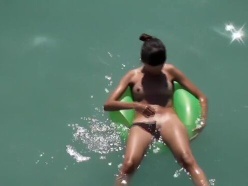 Видео секс нежно сквирт первый раз