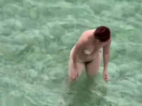 Секс с соседским псом порно видео онлайн