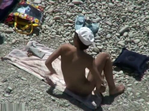 Секс рабыня выполняет отчет по скайпу