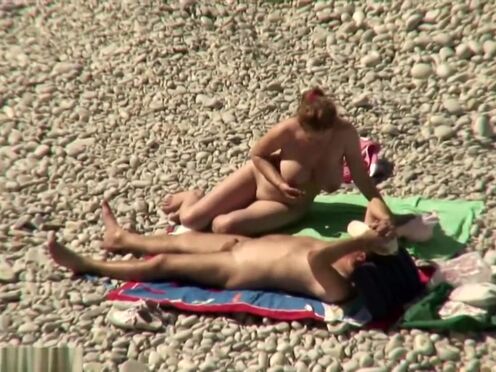 Секс лесбиянок барби очень громкие стоны