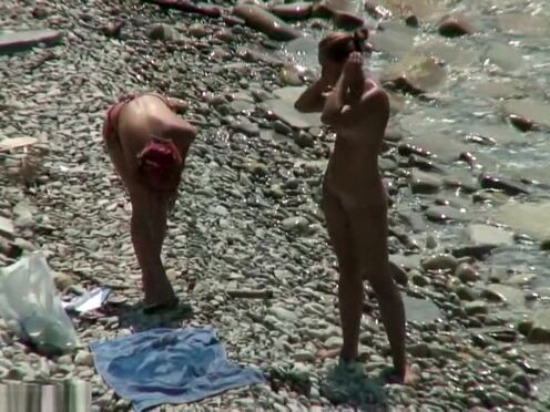 Отец насильно занимается сексом с дочерью