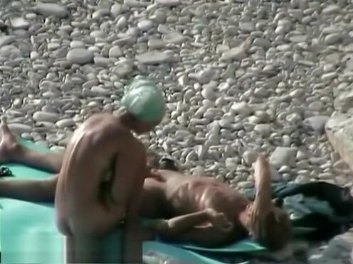 Секс видео обмен женами поцелуй порно