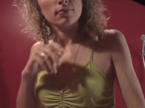 Секс парня с прозрачной куклой