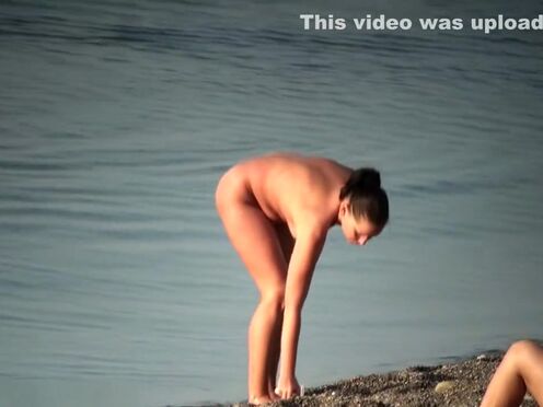 Реально секс школьница первый раз целку