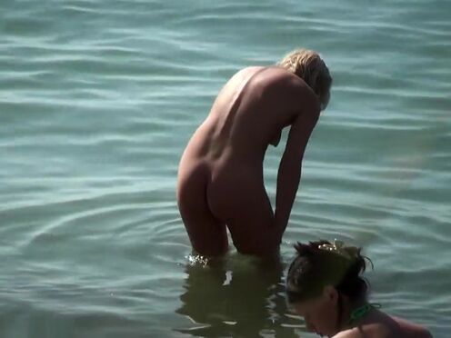 Глубокий секс с неграми в миссионерской позе