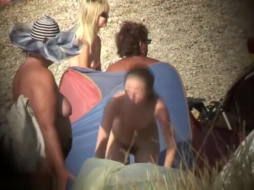 Бесплатно секс в пизду с молодым стоя