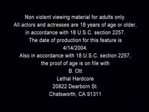 Парни лижут письку одной женщине порно видео