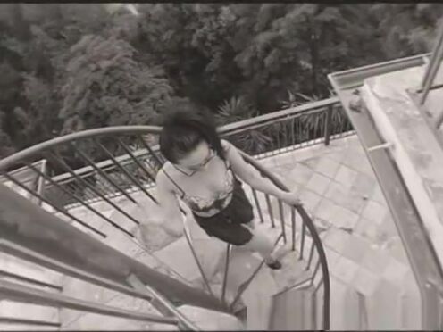 Сняли в торговом центре и трахнули малолетку