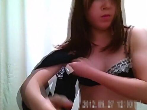 Секс трахнул связанную милашку лезби