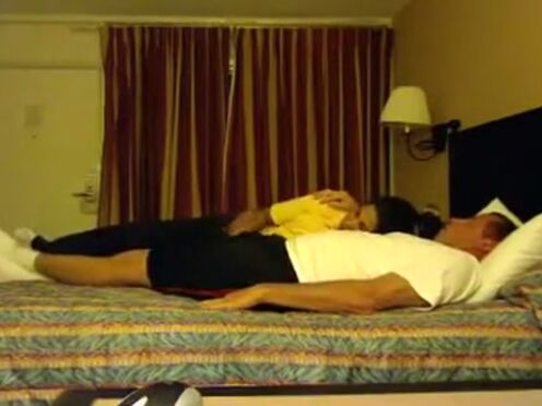 Порно ебут замужнюю на работе с разговорами