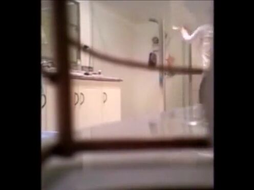 Порно врач помогла снять пациенту спермотоксикоз