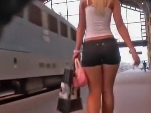 Смотреть порно съем за деньги много баб