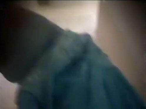 Смотреть порно в лифте и подъезде