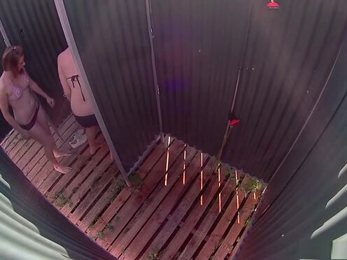 Тройничок в офисе порно