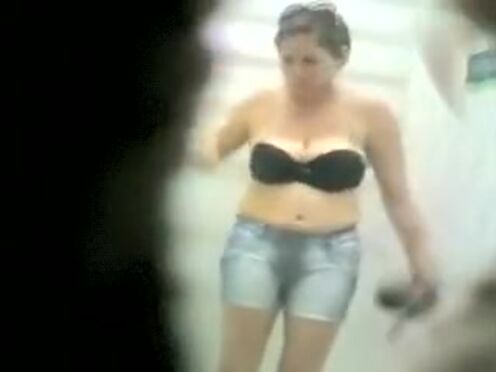 Любовный секс на складе в рабочее время